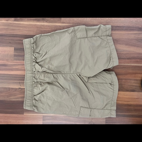 Old Navy boys shorts - Picture 9 of 13